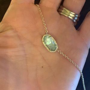 Kendra Scott necklace